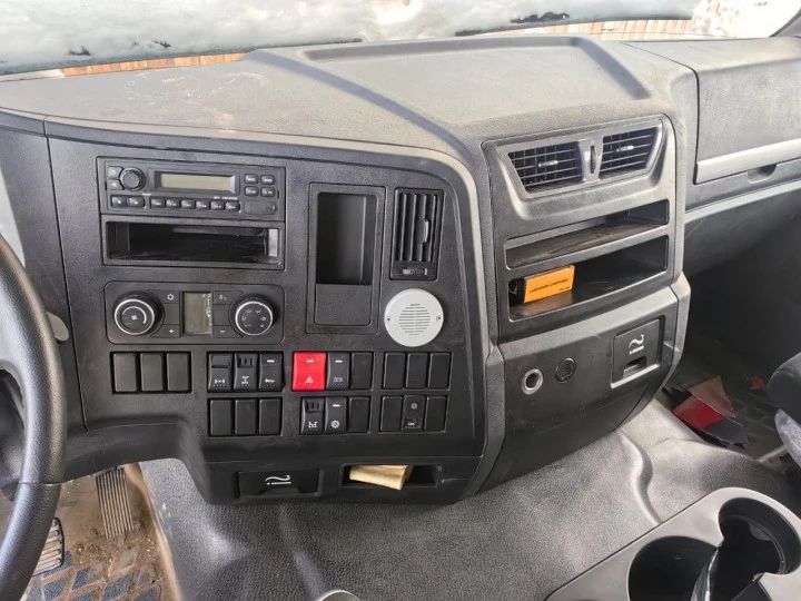 Специализированный, автомобиль  самосвал SHACMAN SX33186W366C, 2022 г/в, Идентификационный номер: LZGJX4W69NX047599. Обременения: отсутствуют.